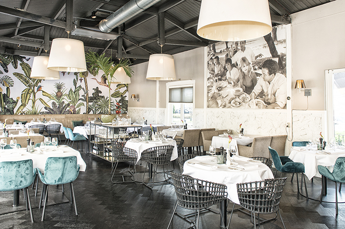 restaurant